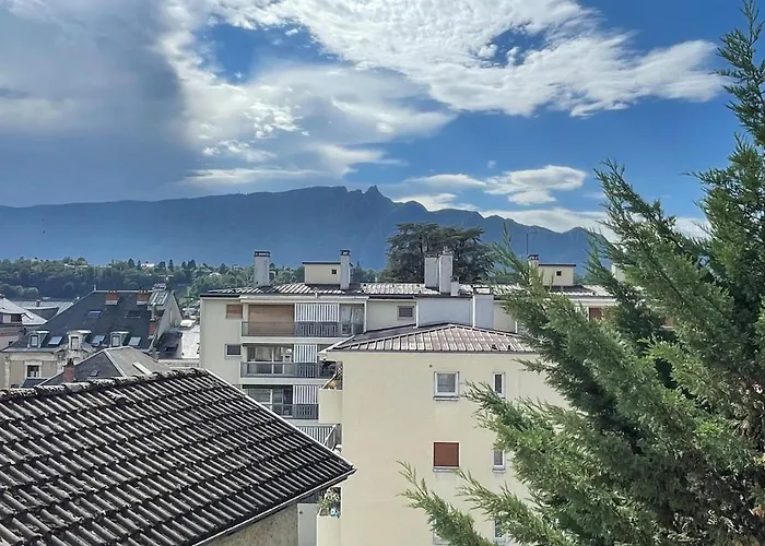 Apartment Spacieux Centre-ville, Animaux Acceptes - Fr-1-555-79 *